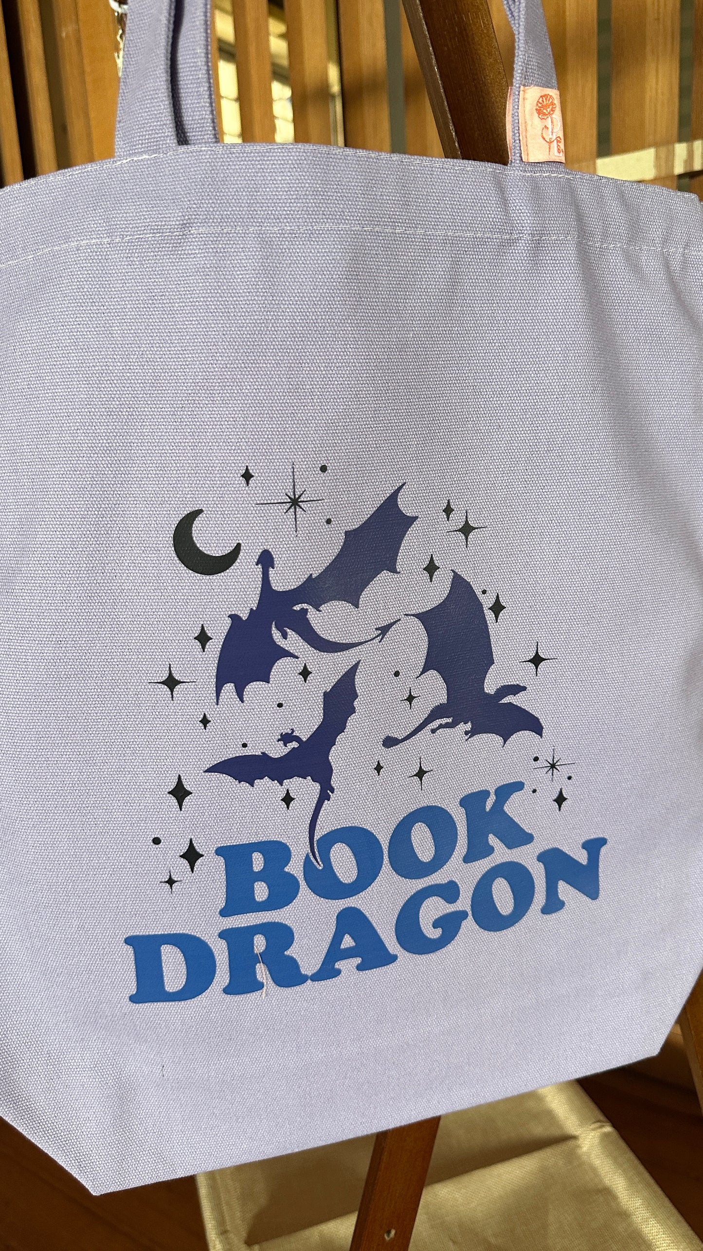 Book Dragon Tote bag