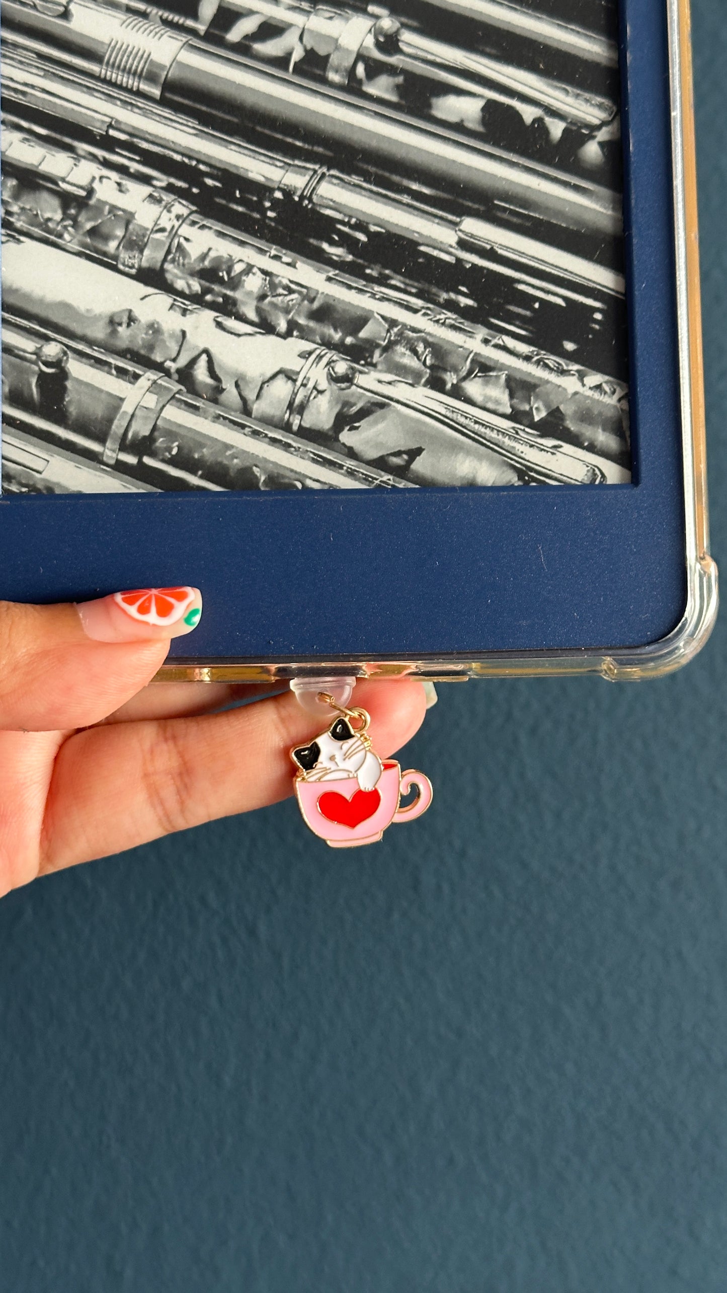 Kit-Tea E-book Charm