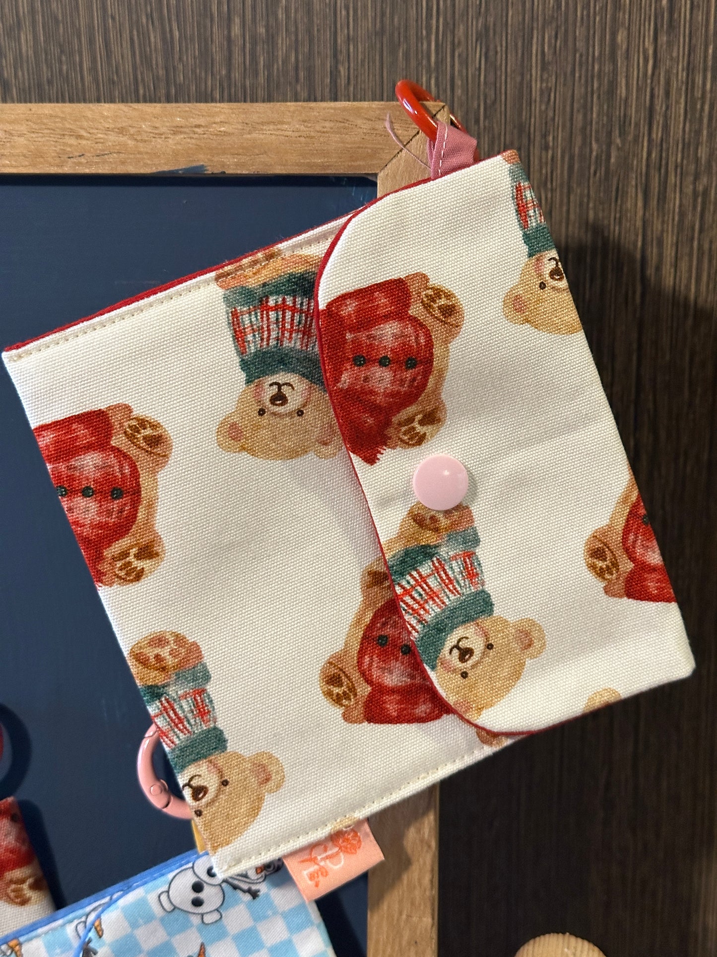 Xmas Bear Poppy Pocket