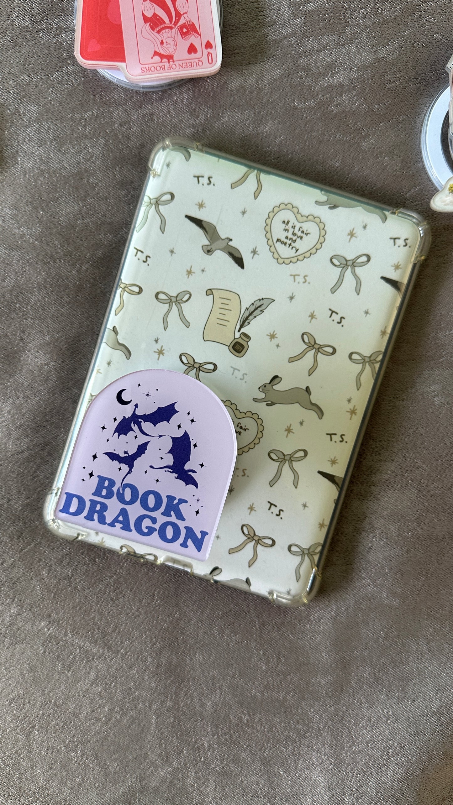 Book Dragon Magsafe Grip