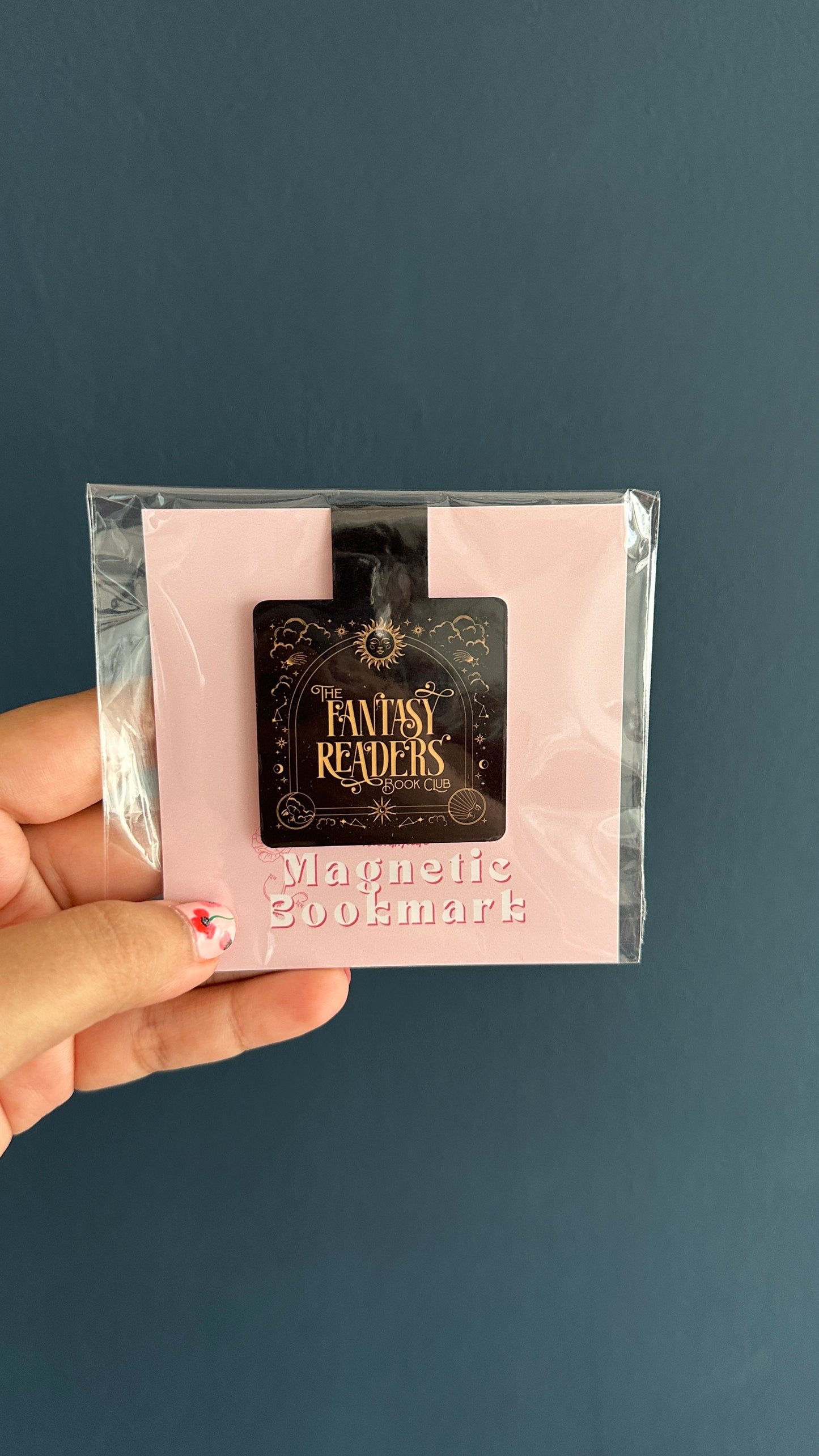 Fantasy Reader Magnetic Bookmark