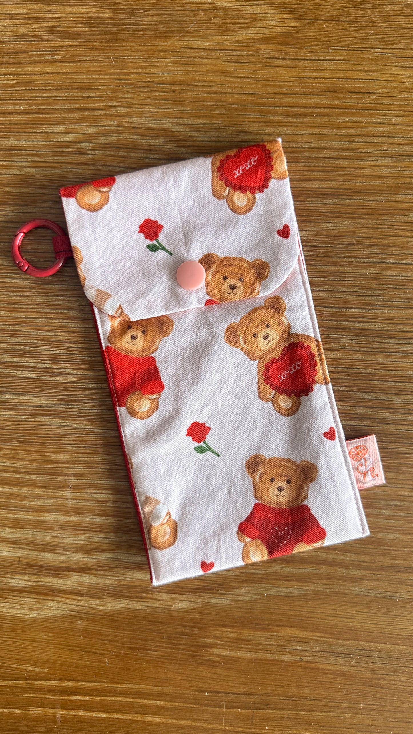 ✨ Vday Teddy Poppy Case