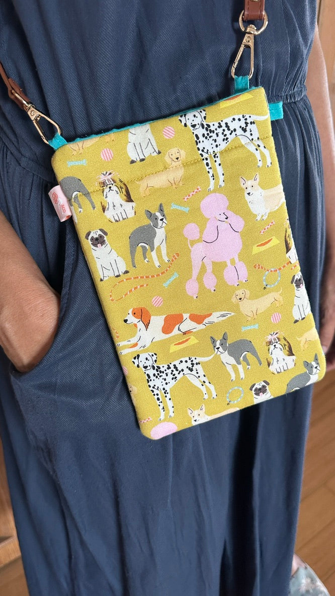 Green Doggie Phone Sling