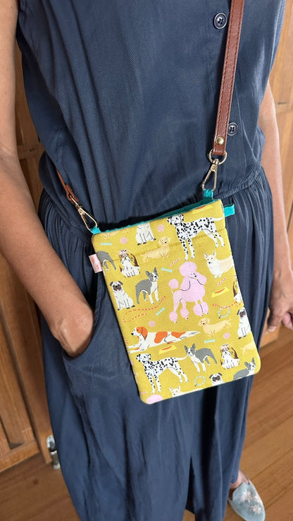 Green Doggie Phone Sling