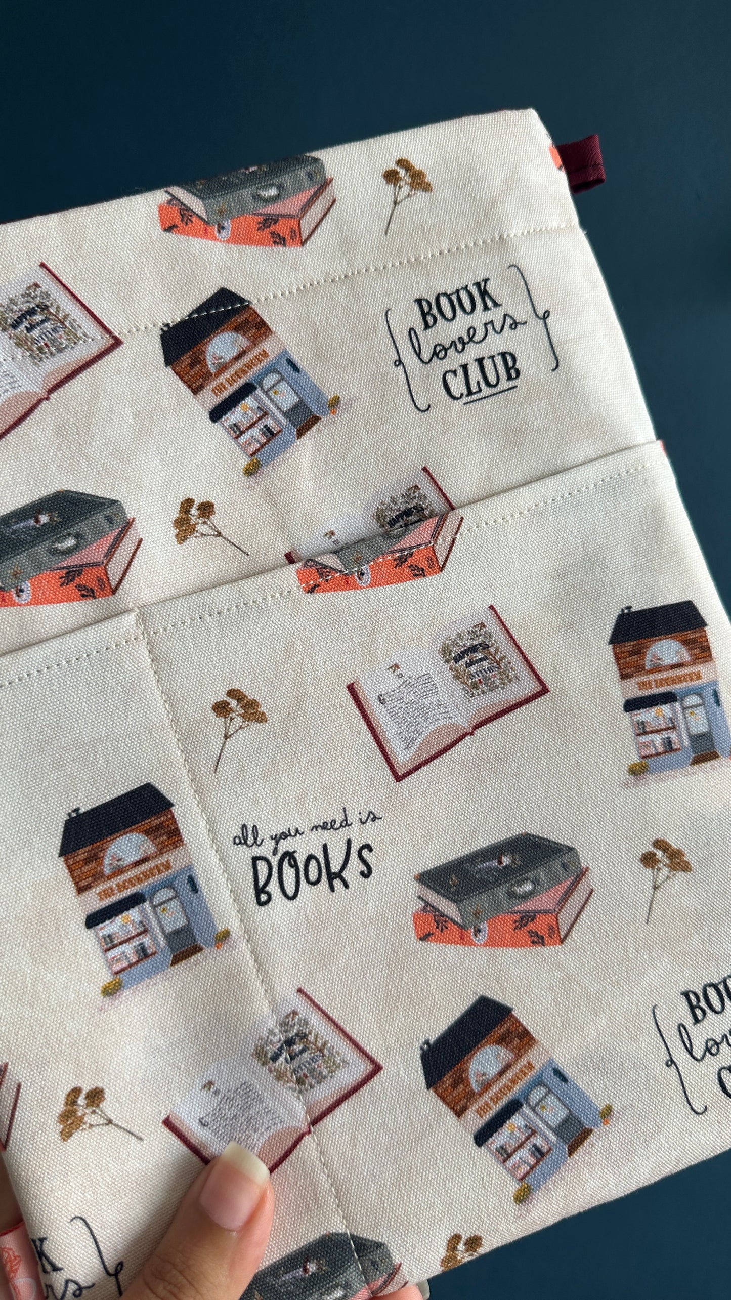 💧Book Lovers Club