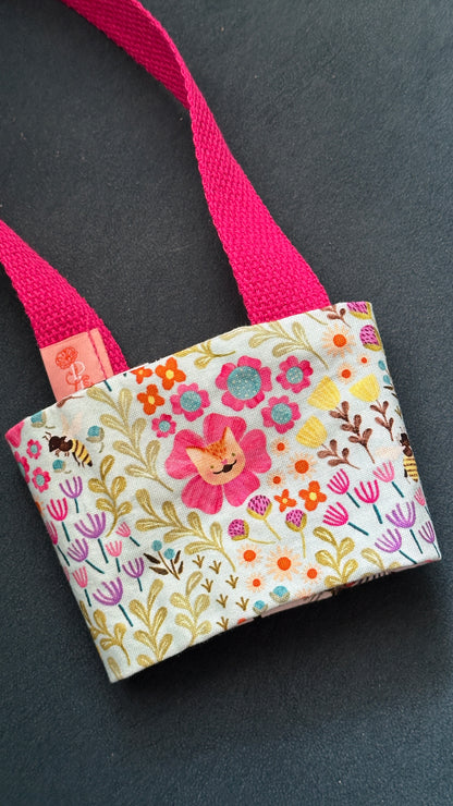 08/05 Poppy Blooms: Paris Cats/Garden Cats Reversible Coffee Strap