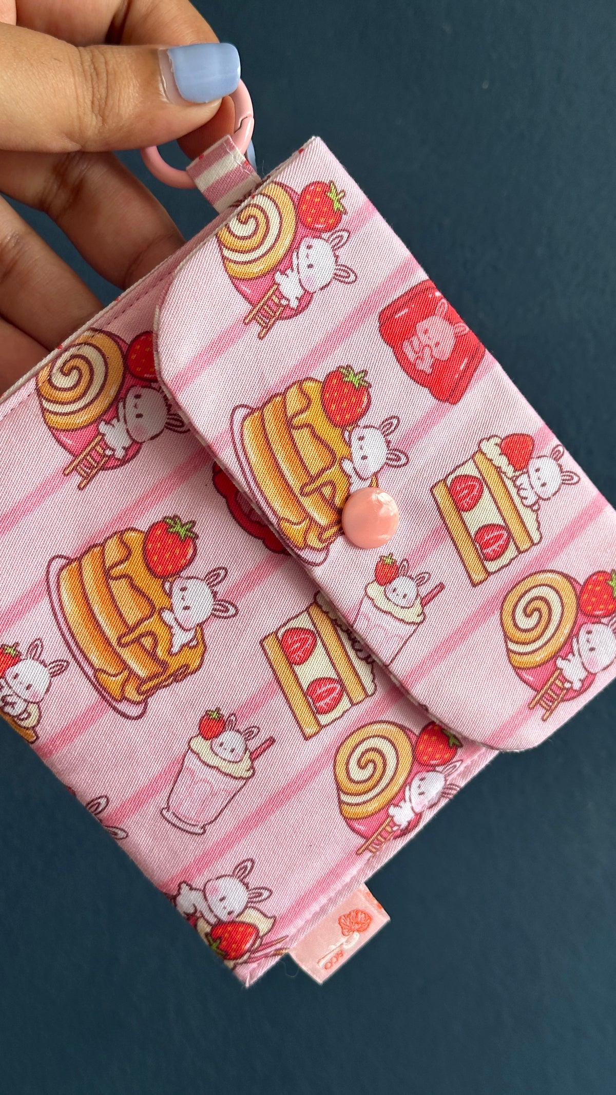 Strawbunnie Poppy Pocket