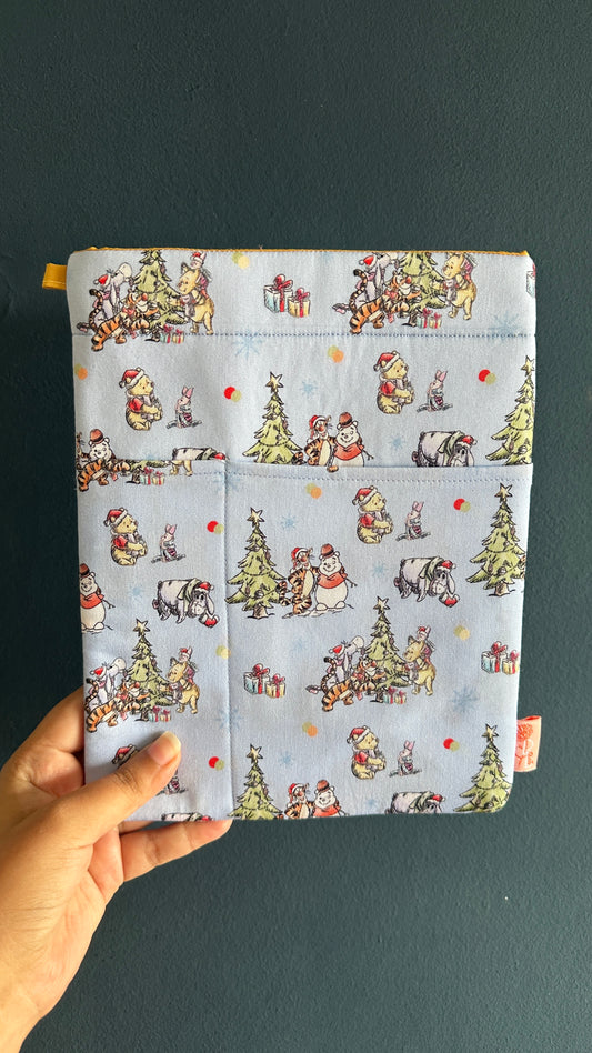 ✨POP UP EXCLUSIVES; Xmas Pooh & Friends