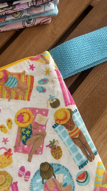 05/10 Poppy Bloom: Beach Babe Zip Pouch