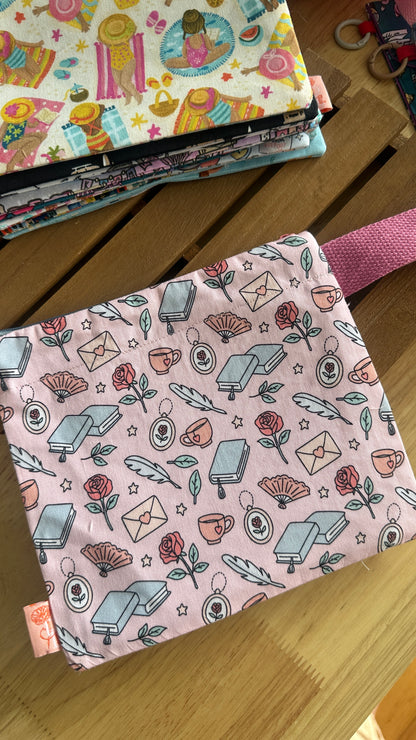 05/10 Poppy Bloom: Timeless Romance Zip Pouch