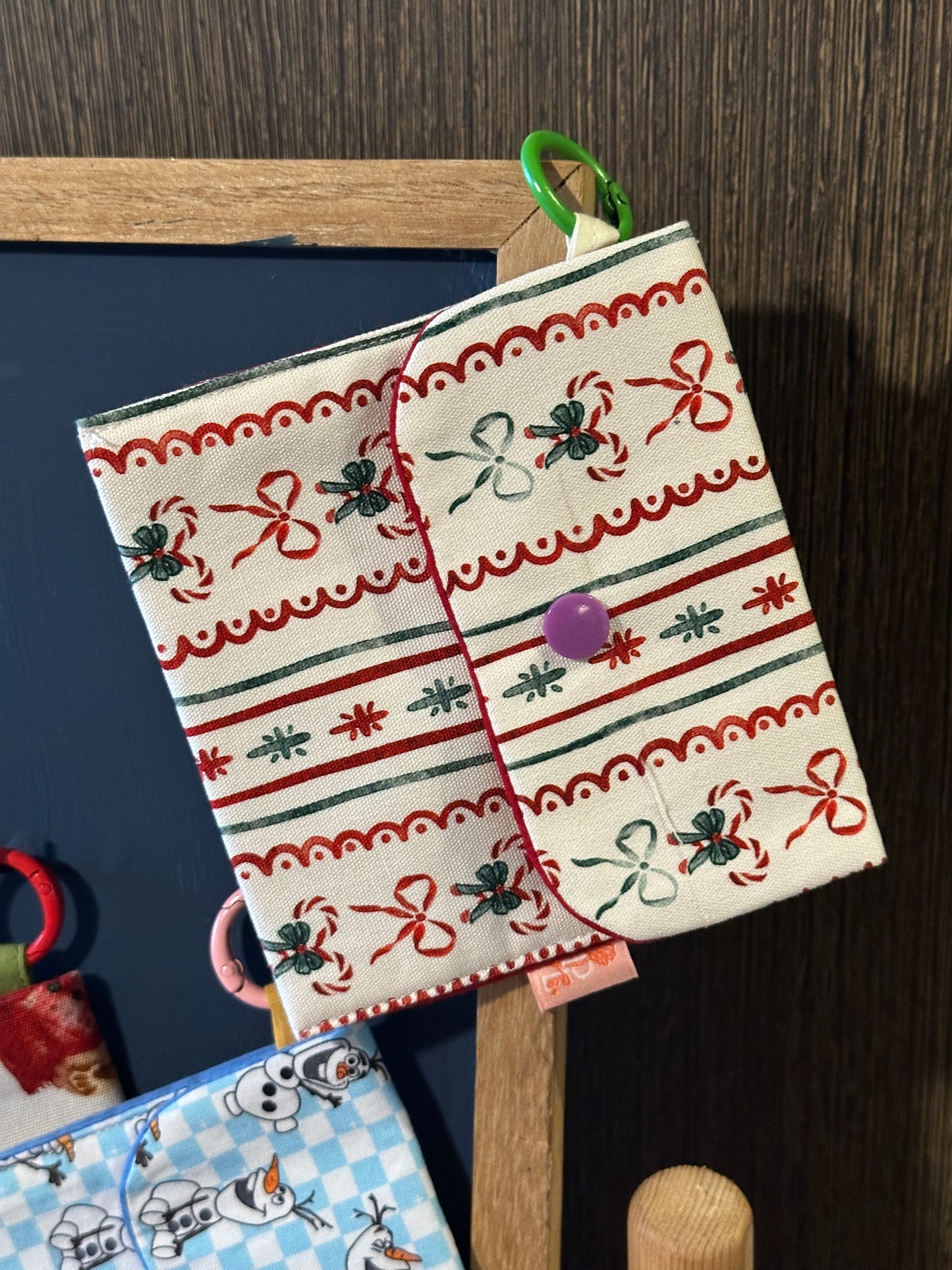 Xmas Candy Cane Poppy Pocket
