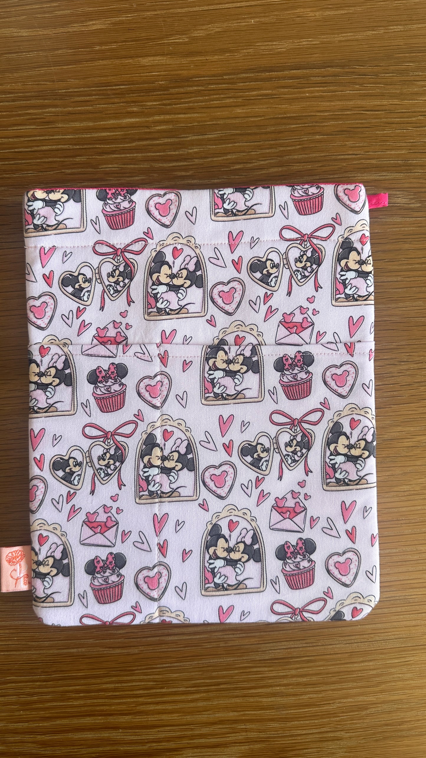 ✨ M&M in Love Sleeve