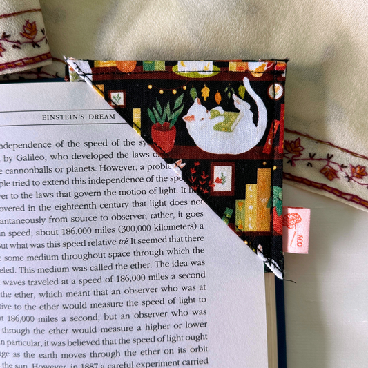 Purr-fect Page Pals Fabric Bookmark Corner