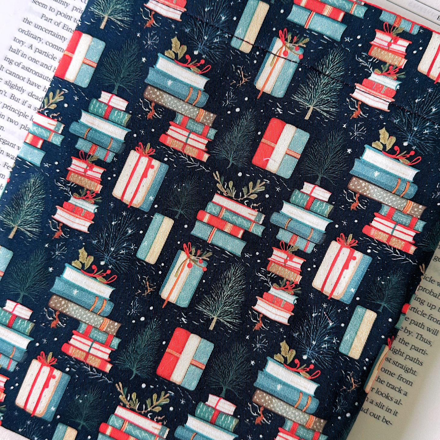 Merry Bookmas Bookish Sleeves